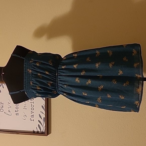 MOSSIMO SUPPLY CO - Picture 2 of 5